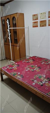 南凌小区B区押一付三1900元/月