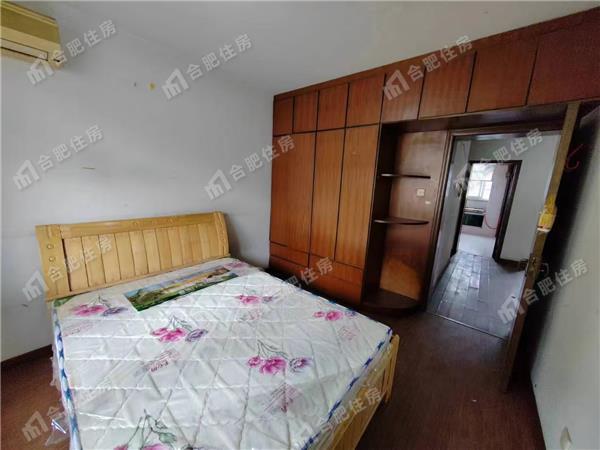 青阳西村76.8㎡简装押一付三