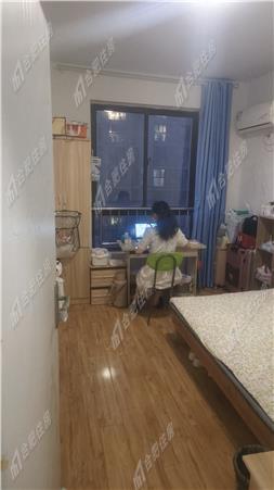 禹州翡翠湖郡押一付三2100元/月