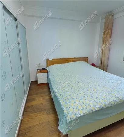 长江东路1015号94.7㎡精装押一付三
