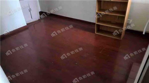 圣地雅阁B区半年付1200元/月