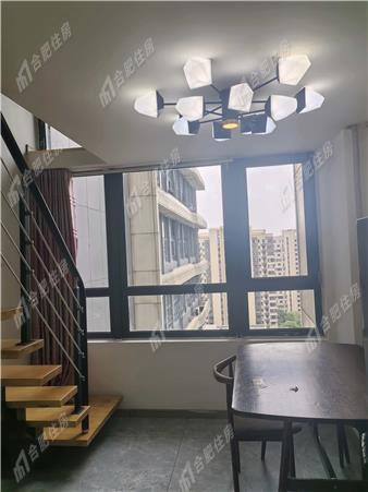 瑶海龙湖天街押一付一1200元/月