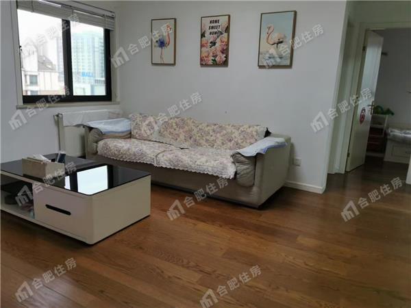 华邦世贸城押一付三3600元/月
