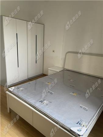 天下锦城二期110.01㎡中装押一付三