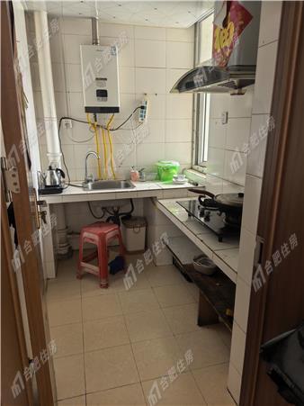 滨湖家园西区半年付1600元/月