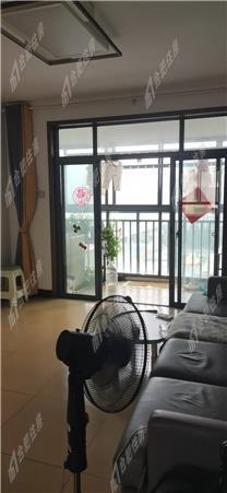 蜀山区三户室132.52平米正南17层