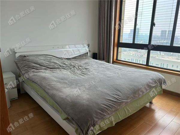 华地紫园104.47㎡合租
