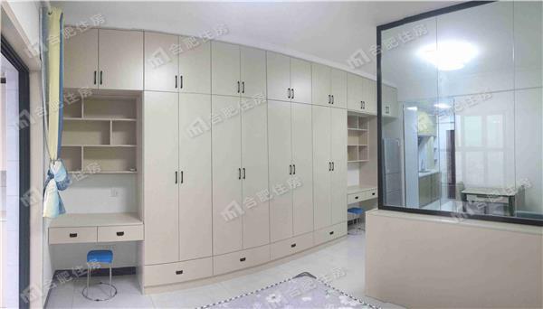 香江世纪名城1600元/月80.01㎡正南精装