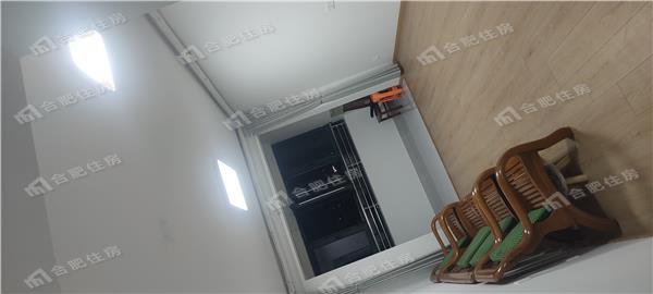 裕彭佳苑押一付三1250元/月
