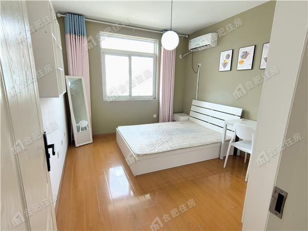 蜀山区三户室23平米正南6层