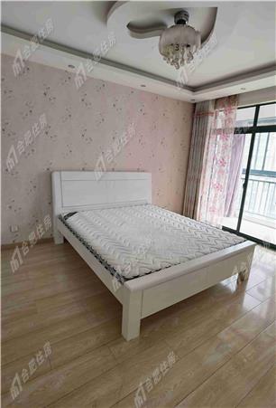 华盛格林雅地押一付三2200元/月