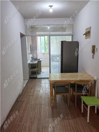 华宇未来城90.81㎡中装押一付三