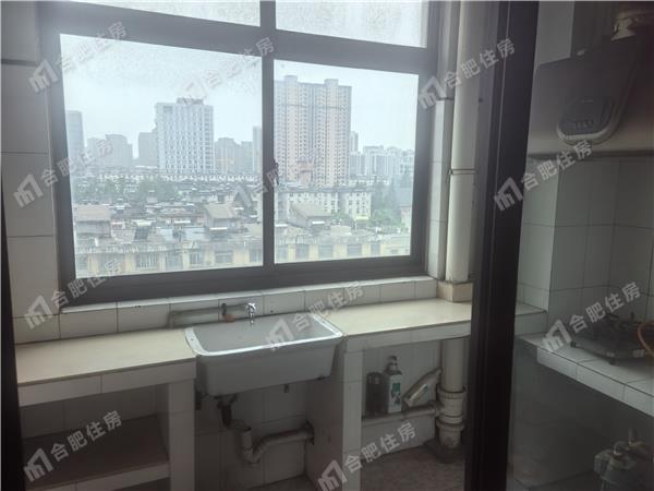 同城花园79.09㎡精装押一付三