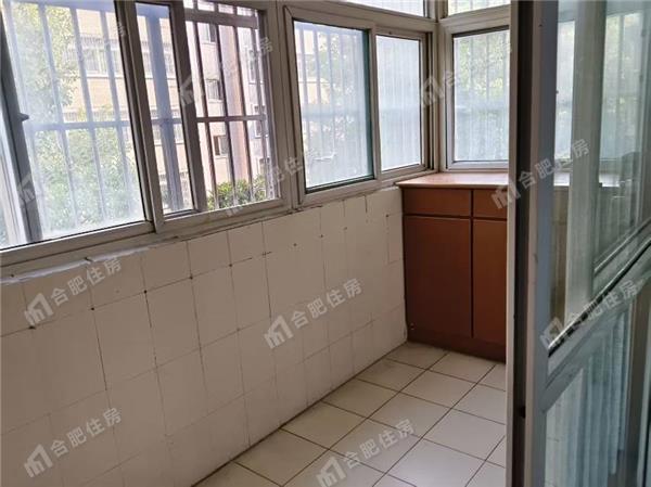 中铁四局四公司医院住宅楼95.27平方米整租精装