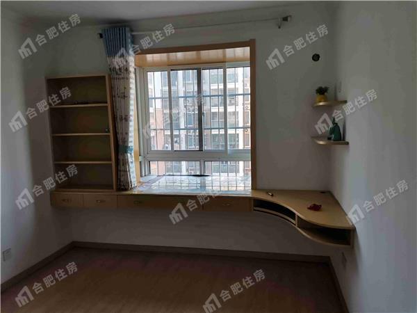 紫竹苑C区2600元/月128.06㎡正南精装