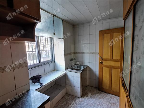 华建小区1500元/月72.82㎡正南精装