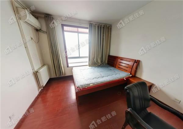 亚华新城邦名苑3800元/月201.91㎡正南精装