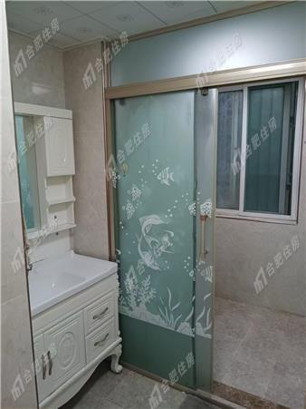 明皇家园1600元/月108.42㎡正东精装