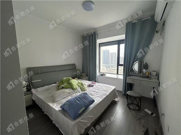 北雁湖金茂湾3450元/月126.29㎡东南中装