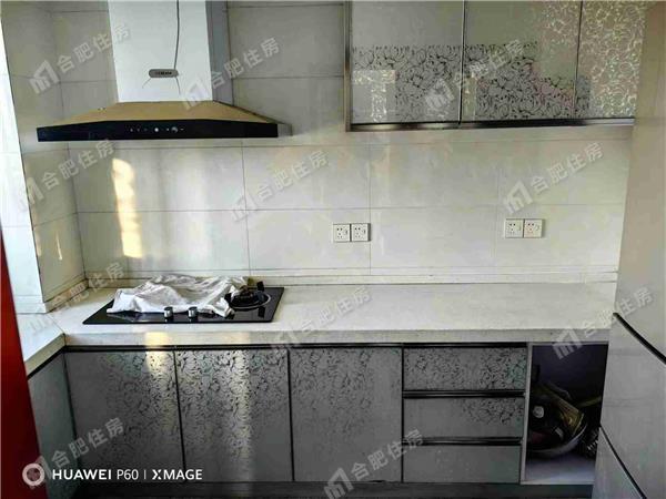 蜀山区三户室122.54平米正南18层