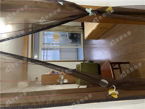 蒙城北路与义井路万花园二栋三户室125.91平米东北中装