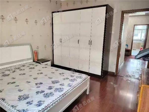 义城劳动服务公司小区押一付三1800元/月