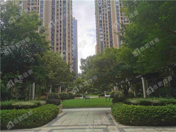高铁都市花园东苑2500元/月98.56㎡正南中装