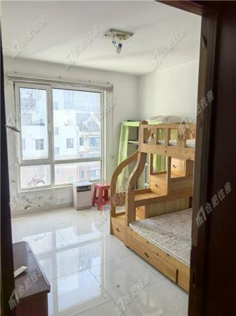 蜀山区三户室128.25平米正南12层