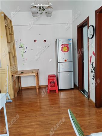 经典华城2000元/月47.89㎡正南精装