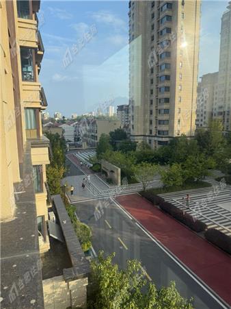 高速中央公园101.23㎡精装整租