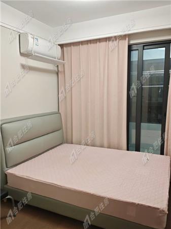 保利和光尘樾和熹花园101.5㎡精装押一付三