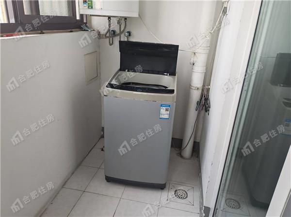 滨湖润园南区1400元/月64.68㎡正南简装