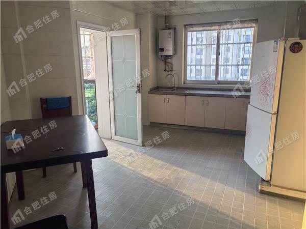 红莲园2200元/月92.35㎡正南中装