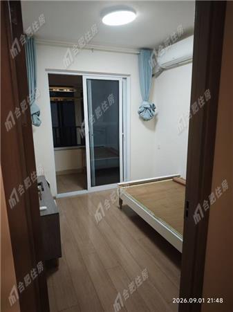 绿地柏仕公馆91.86平方米整租