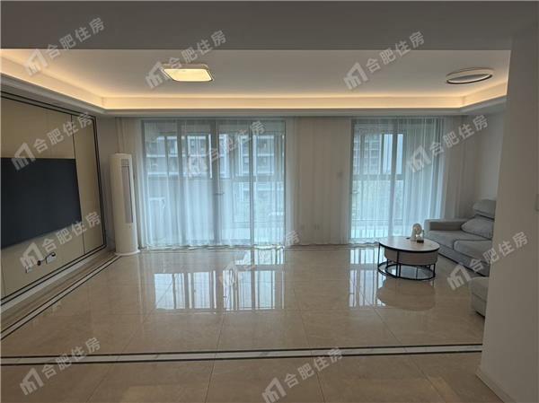 北雁湖玥园143.9平方米整租精装
